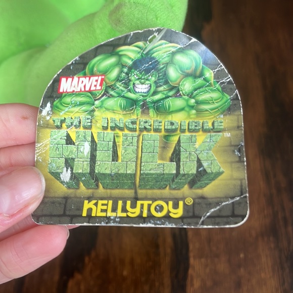 Incredible Hulk collectors item - Picture 2 of 2